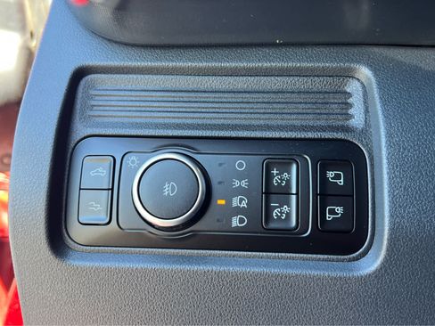 Used 2026 Ford F350 Platinum AWD/4WD image 32