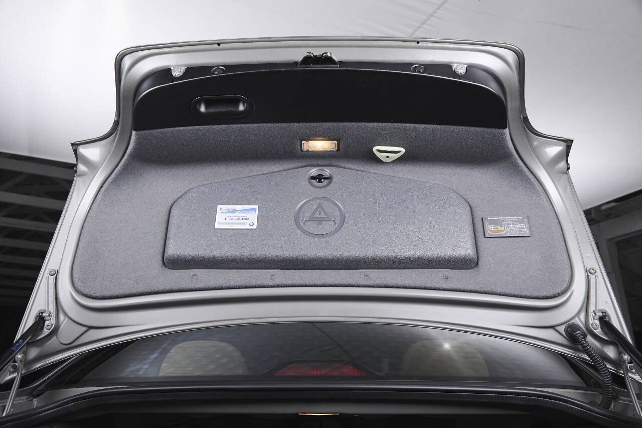 Used 2003 BMW M5 RWD image 91