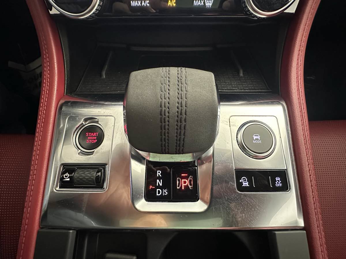 Used 2021 Jaguar F-PACE R-Dynamic S AWD/4WD image 41