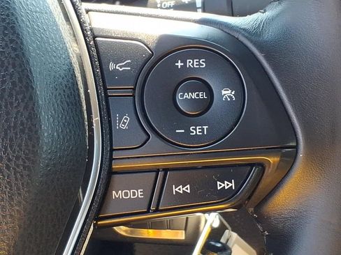 Used 2018 Toyota Camry SE w/ Protection Package (Q2) FWD image 10