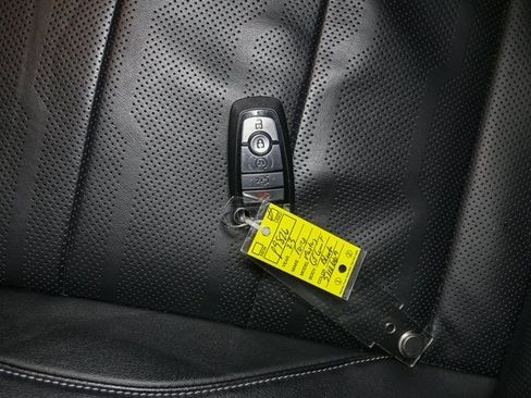 Used 2023 Ford Mustang GT Premium image 39