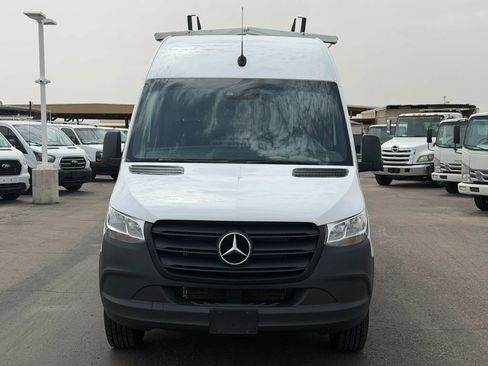 Used 2024 Mercedes-Benz Sprinter 2500 w/ Acoustic Package image 9