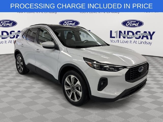 Certified 2025 Ford Escape Platinum AWD/4WD image 1