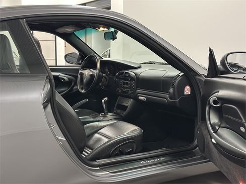 Used 2004 Porsche 911 GT3 RS image 26