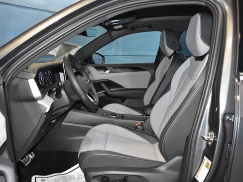 New 2026 Volkswagen Tiguan SE R-Line image 6