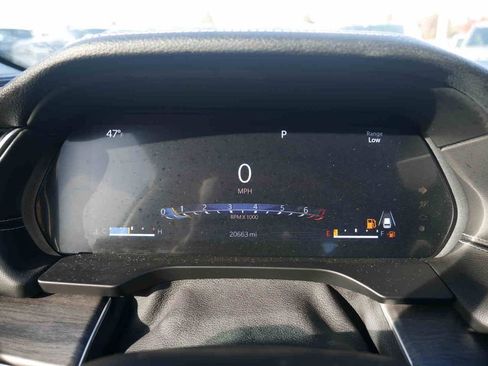 Used 2023 Jeep Grand Cherokee Limited w/ Black Appearance Package image 45