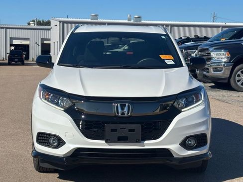 Used 2022 Honda HR-V Sport image 3