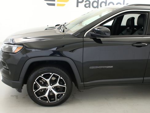 Used 2024 Jeep Compass Limited w/ Sun and Sound Group AWD/4WD image 5