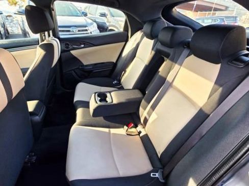 Used 2018 Honda Civic EX image 32