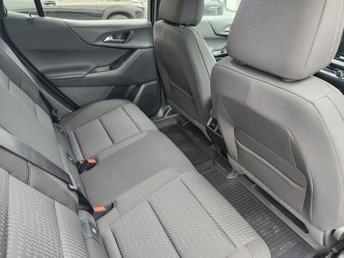 New 2026 Chevrolet Equinox LT image 9