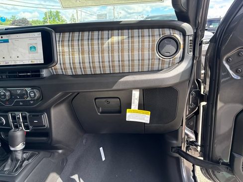 New 2026 Jeep Wrangler Unlimited Sport AWD/4WD image 27
