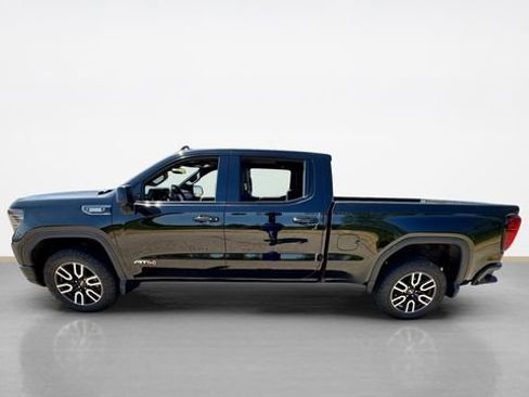 Used 2024 GMC Sierra 1500 AT4 AWD/4WD image 6