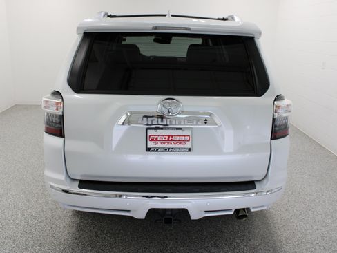 Used 2024 Toyota 4Runner Limited RWD image 8