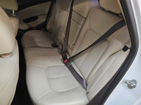 Used 2014 Buick Verano image 17