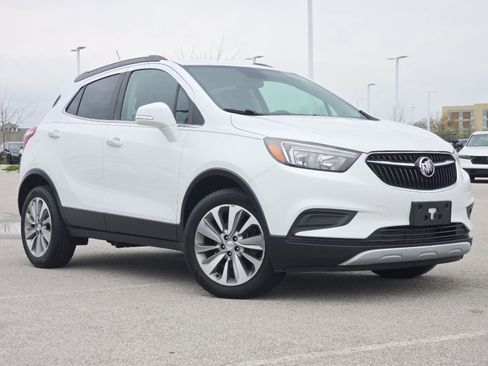 Used 2017 Buick Encore Preferred image 2