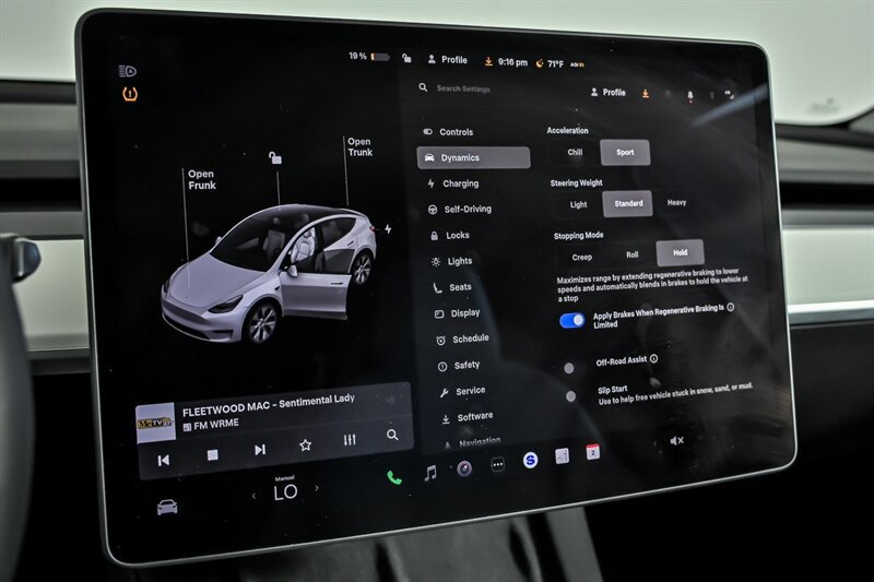 Used 2021 Tesla Model Y Long Range AWD/4WD image 27