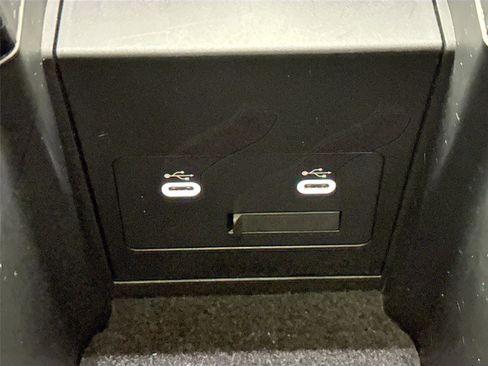 Certified 2025 MAZDA CX-50 AWD 2.5 Hybrid w/ Premium Pkg image 36