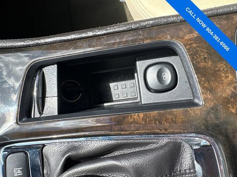 Used 2015 Lincoln MKS w/ Equipment Group 101A FWD image 27
