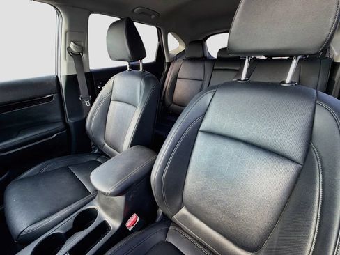 Used 2024 Kia Seltos SX w/ SX Sunroof Package AWD/4WD image 11