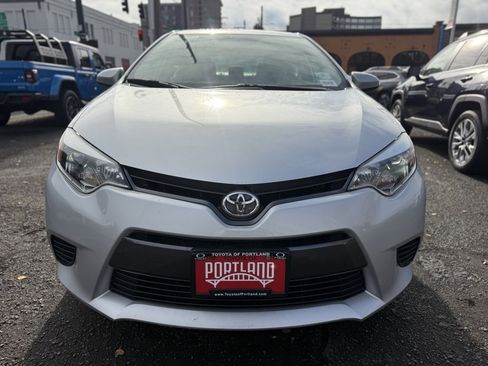 Used 2015 Toyota Corolla LE image 3