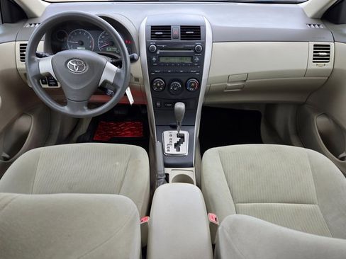 Used 2010 Toyota Corolla LE FWD image 14