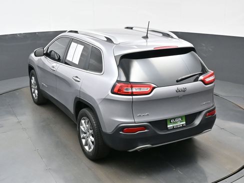 Used 2017 Jeep Cherokee Limited AWD/4WD image 33