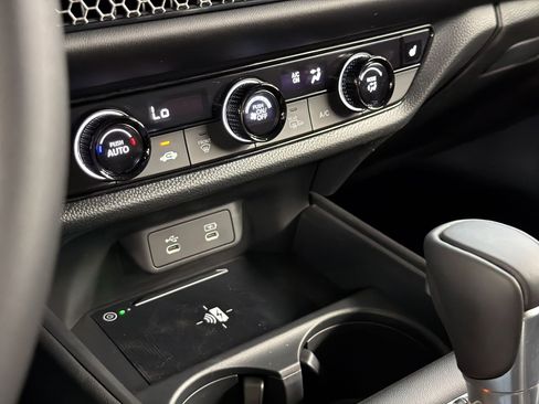 New 2026 Honda HR-V Sport image 17