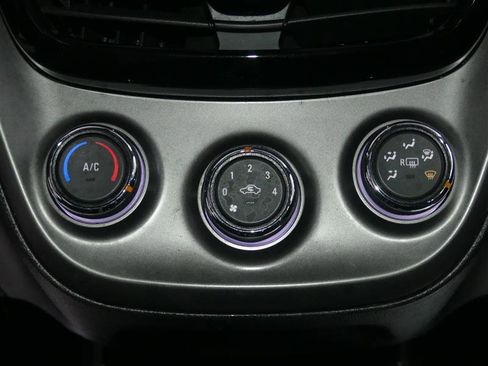 Used 2020 Chevrolet Spark LS image 33