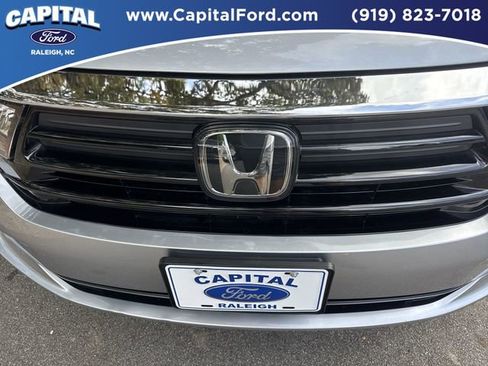 Used 2024 Honda Odyssey EX-L image 10