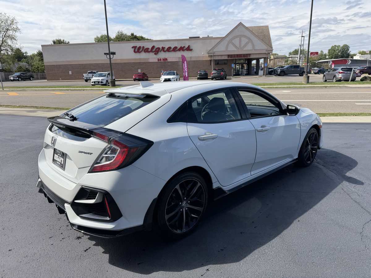 Used 2021 Honda Civic Sport image 4