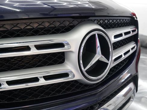 Used 2018 Mercedes-Benz GLS 450 4MATIC image 10