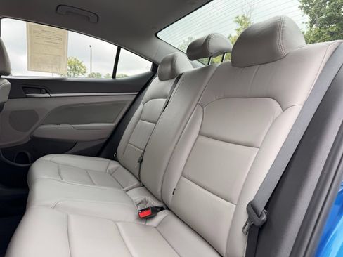 Used 2018 Hyundai Elantra SEL FWD image 26