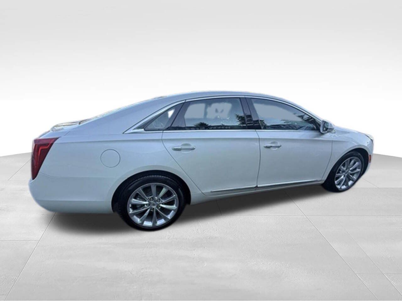 Used 2013 Cadillac XTS Premium AWD/4WD image 7