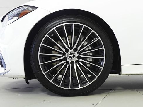 Used 2022 Mercedes-Benz C 300 Sedan image 5
