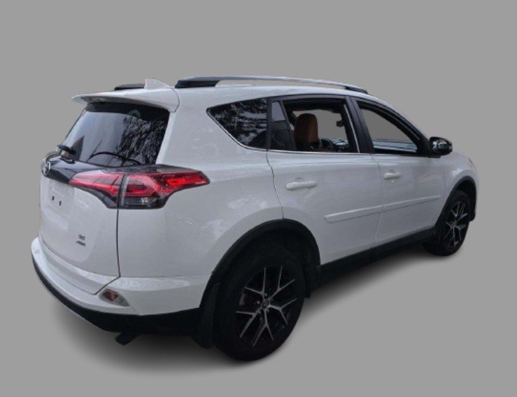 Used 2018 Toyota RAV4 SE w/ Power Extra Value Package AWD/4WD image 5