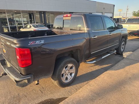 Used 2015 Chevrolet Silverado 1500 LTZ Z71 w/ LTZ Plus Package AWD/4WD image 5