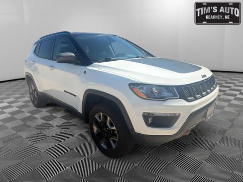 Used 2018 Jeep Compass Trailhawk w/ Navigation Group AWD/4WD image 1