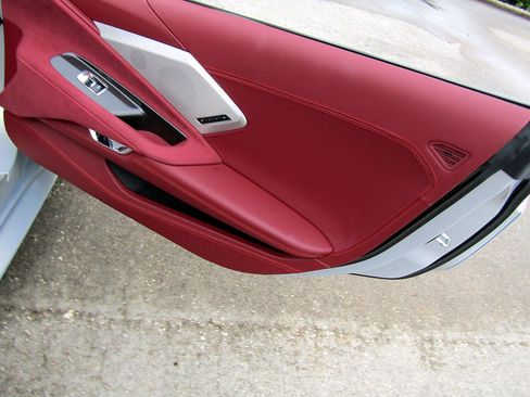 Used 2021 Chevrolet Corvette Stingray Premium Conv w/ 3LT RWD image 14