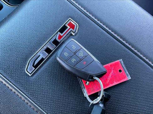 Used 2024 GMC Sierra 2500 AT4 w/ AT4 Premium Plus Package image 14