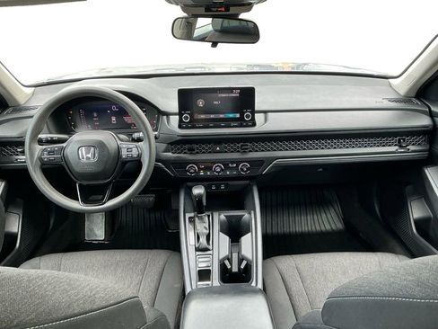 Used 2023 Honda Accord LX image 17