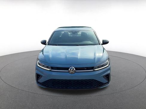 Used 2025 Volkswagen Jetta Sport FWD image 4