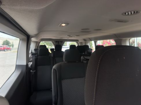Used 2023 Ford Transit 350 XLT RWD image 12