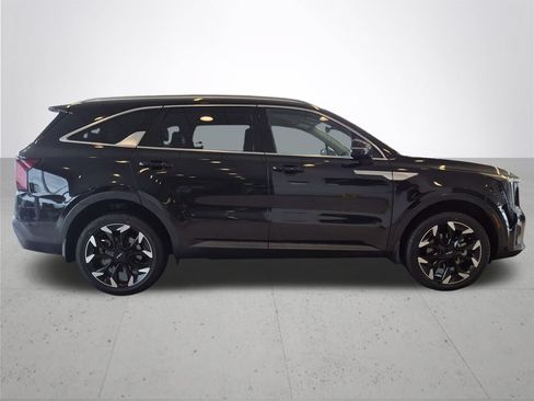 Used 2025 Kia Sorento EX AWD/4WD image 6