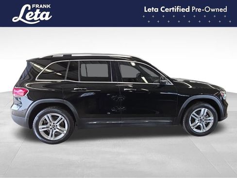 Used 2021 Mercedes-Benz GLB 250 w/ Premium Package image 7