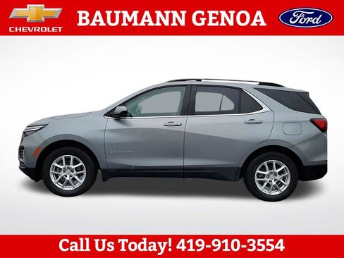 Used 2024 Chevrolet Equinox LT FWD image 12