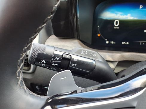 Used 2023 Kia Sorento SX Prestige image 33