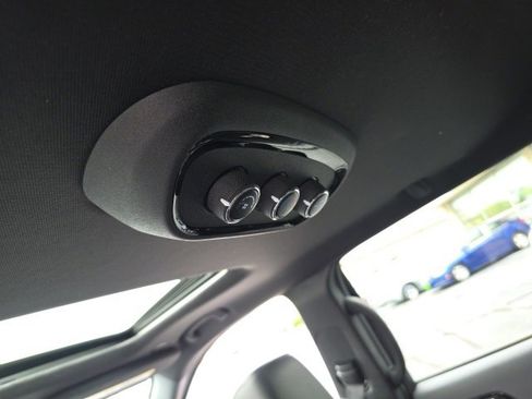 Used 2023 Dodge Durango R/T image 35