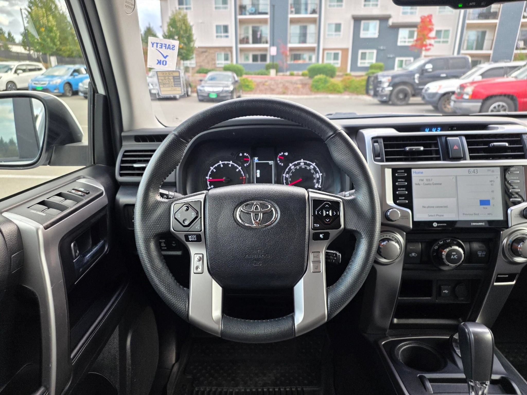 Used 2024 Toyota 4Runner SR5 AWD/4WD image 12