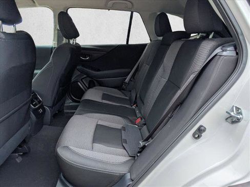 Used 2025 Subaru Outback Premium w/ Popular Package #1A AWD/4WD image 12