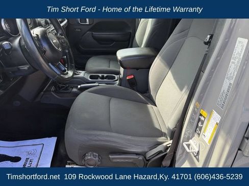 Used 2021 Jeep Wrangler Unlimited Sport AWD/4WD image 9